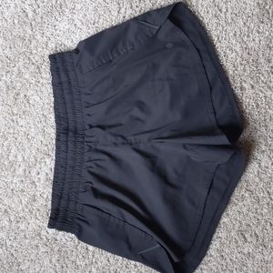 NWOT Athleta Racer Run shorts black 4.5"